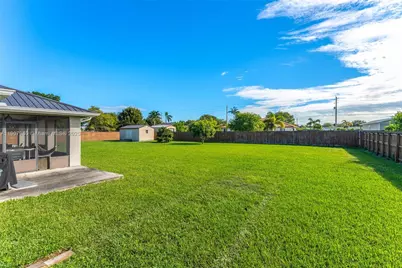 32301 SW 202nd Pl, Homestead, FL 33030 - Photo 37