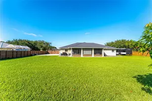 32301 SW 202nd Pl, Homestead, FL 33030 - Photo 39