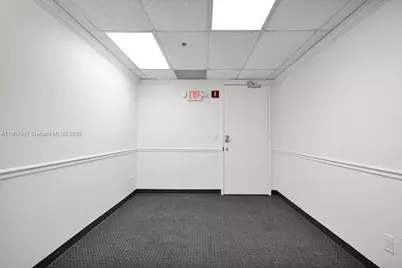 2691 E Oakland Park Blvd #304, Fort Lauderdale, FL 33306 - Photo 25