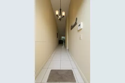6700 NW 190th St, Hialeah, FL 33015 - Photo 5