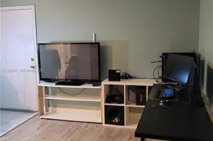 9503 W McNab Rd, Tamarac, FL 33321 - Photo 7