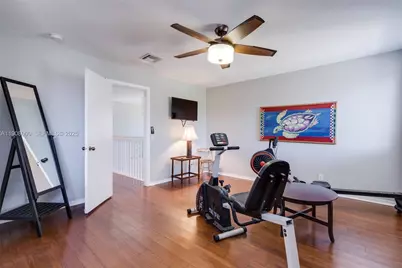 1280 Majesty Ter, Weston, FL 33327 - Photo 29