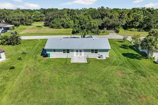 1610 SE Burning Ln, Port Saint Lucie, FL 34952 - Photo 5