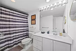 19380 Collins Ave, Sunny Isles Beach, FL 33160 - Photo 13