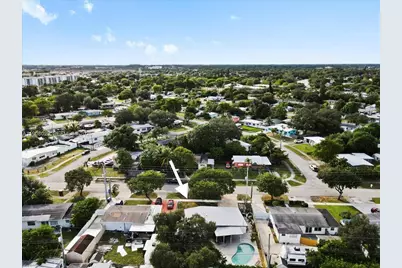 3911 SW 32nd Ave, West Park, FL 33023 - Photo 23