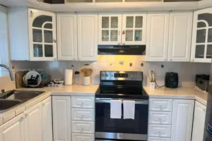 4164 Inverrary Dr, Lauderhill, FL 33319 - Photo 3