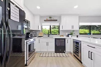 3121 SW 20th St, Miami, FL 33145 - Photo 25