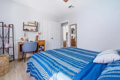 3121 SW 20th St, Miami, FL 33145 - Photo 11