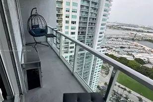 253 NE 2nd St, Miami, FL 33132 - Photo 5