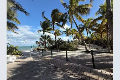 881 Ocean Dr #22E, Key Biscayne, FL 33149 - Photo 19