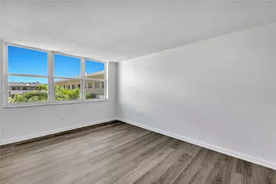 1680 NE 191st St #415, Miami, FL 33179 - Photo 3