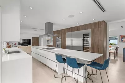 10105 SW 71st Ave, Pinecrest, FL 33156 - Photo 17