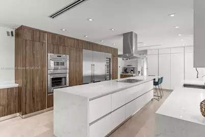 10105 SW 71st Ave, Pinecrest, FL 33156 - Photo 15