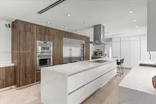 10105 SW 71st Ave, Pinecrest, FL 33156 - Photo 15