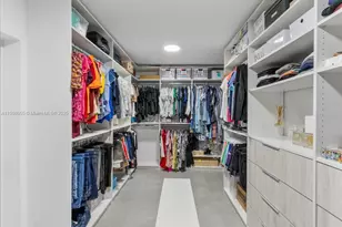 10105 SW 71st Ave, Pinecrest, FL 33156 - Photo 25