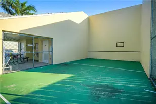 6835 SW 45th Ln, Miami, FL 33155 - Photo 13