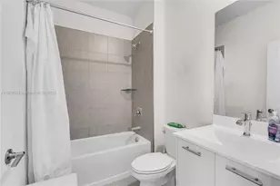 4608 NW 83rd Pkwy, Doral, FL 33166 - Photo 21