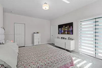 4608 NW 83rd Pkwy, Doral, FL 33166 - Photo 15