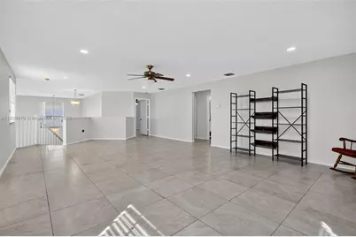 1351 NW 139th Ave, Pembroke Pines, FL 33028 - Photo 23