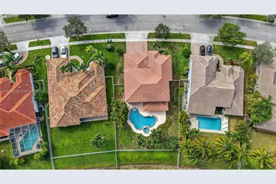 1351 NW 139th Ave, Pembroke Pines, FL 33028 - Photo 57