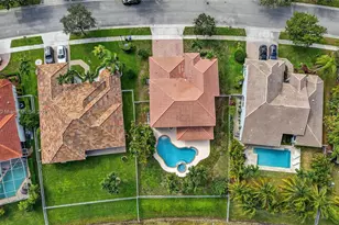 1351 NW 139th Ave, Pembroke Pines, FL 33028 - Photo 57