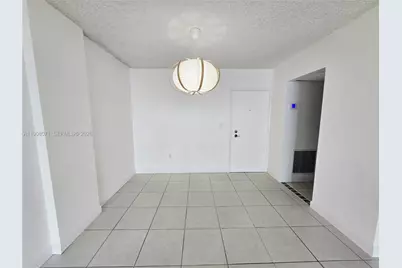 800 West Ave #920, Miami Beach, FL 33139 - Photo 5
