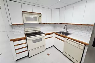 800 West Ave, Miami Beach, FL 33139 - Photo 7