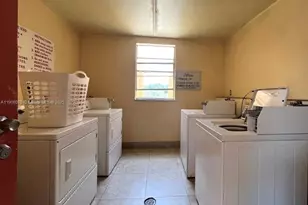 4334 NW 9th Ave, Deerfield Beach, FL 33064 - Photo 11