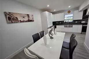 18200 SW 262nd St, Homestead, FL 33031 - Photo 9