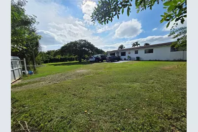 18200 SW 262nd St, Homestead, FL 33031 - Photo 3