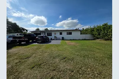 18200 SW 262nd St, Homestead, FL 33031 - Photo 1