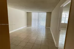 486 NW 165th St Rd, Miami, FL 33169 - Photo 5