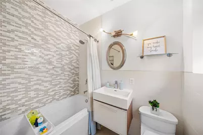 7222 Trouville Esplanade, Miami Beach, FL 33141 - Photo 11