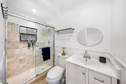 7222 Trouville Esplanade, Miami Beach, FL 33141 - Photo 13