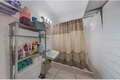 1334 SW 4th St, Miami, FL 33135 - Photo 37