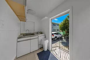 1334 SW 4th St, Miami, FL 33135 - Photo 33