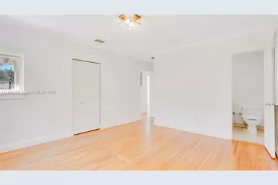 5711 Marius St #5711, Coral Gables, FL 33146 - Photo 11