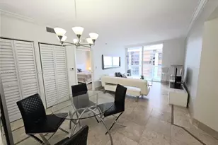 6365 Collins Ave, Miami Beach, FL 33141 - Photo 7