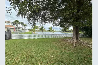 9991 SW 222nd St, Cutler Bay, FL 33190 - Photo 13