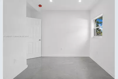 11406 NW 17th Ave, Miami, FL 33167 - Photo 31