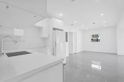 11406 NW 17th Ave, Miami, FL 33167 - Photo 41