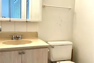 16909 N Bay Rd, Sunny Isles Beach, FL 33160 - Photo 15