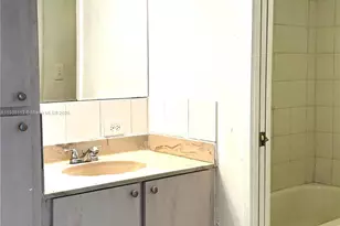 16909 N Bay Rd, Sunny Isles Beach, FL 33160 - Photo 25