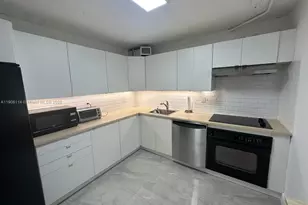 2450 NE 135th St, North Miami, FL 33181 - Photo 3