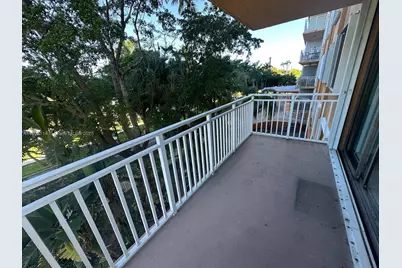 2450 NE 135th St #212, North Miami, FL 33181 - Photo 11