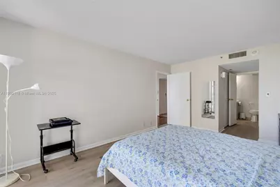7601 E Treasure Dr #510, North Bay Village, FL 33141 - Photo 21
