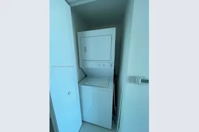 350 S Miami Ave #1715, Miami, FL 33130 - Photo 21