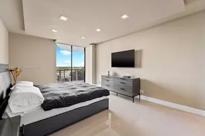 20281 E Country Club Dr #304, Aventura, FL 33180 - Photo 11