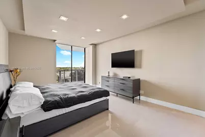 20281 E Country Club Dr #304, Aventura, FL 33180 - Photo 11