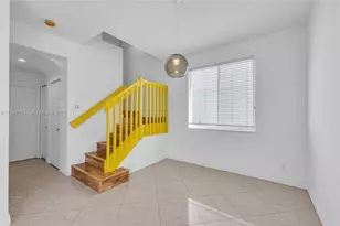 1386 Canary Island Dr, Weston, FL 33327 - Photo 35